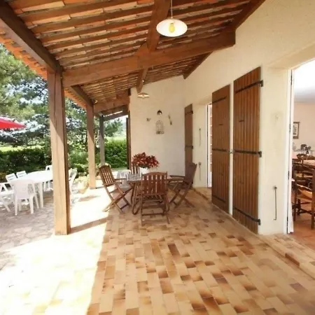 House Les Oliviers 2 *